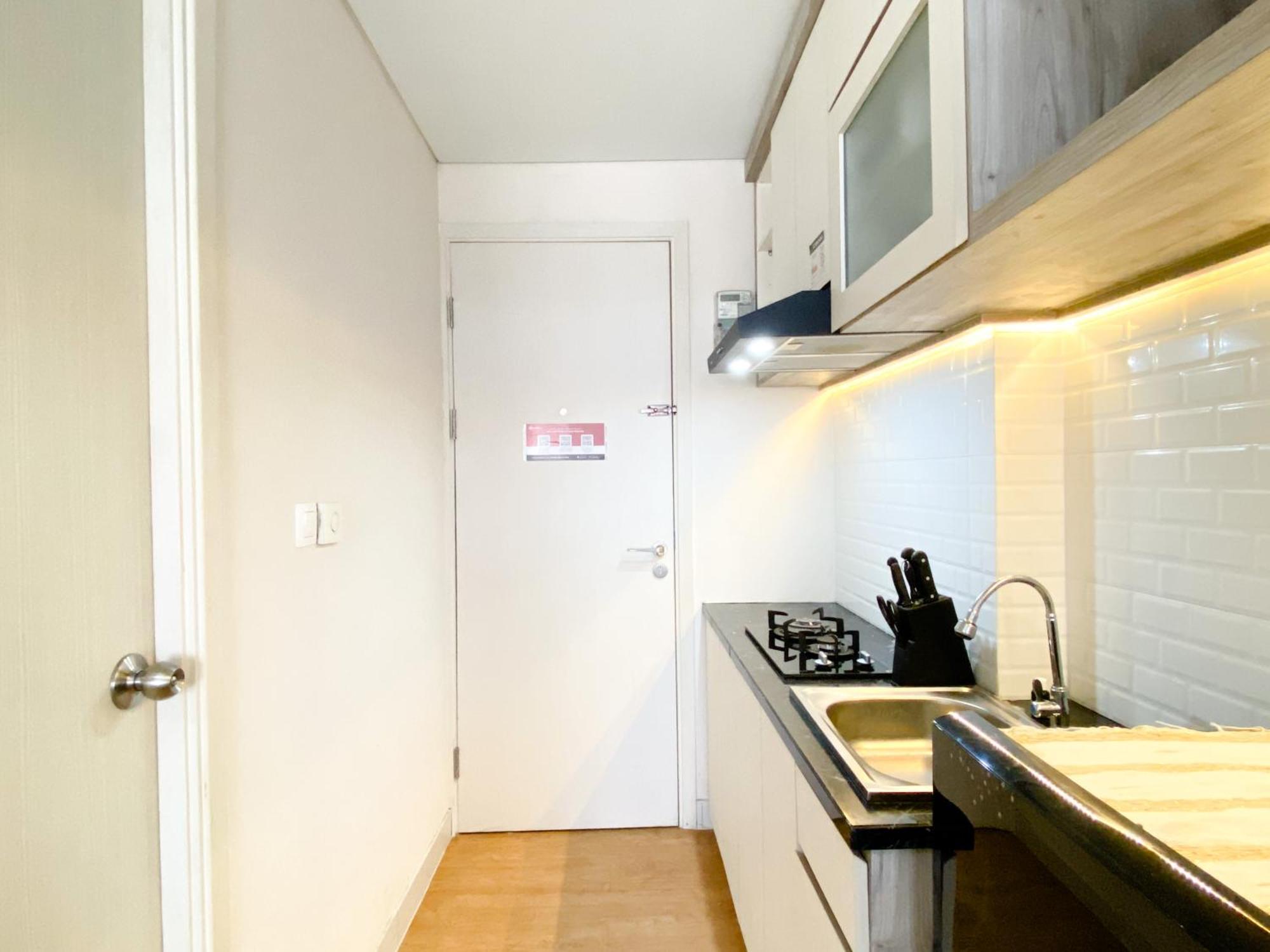 Apartemen Modern Look And Comfy Patraland Urbano By Travelio Bekasi